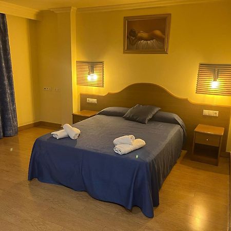 Hotel Portofino By Insidehome Empuriabrava Eksteriør billede