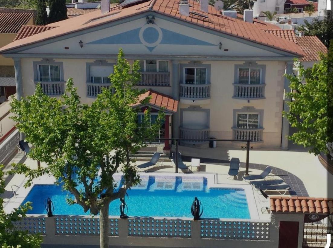 Hotel Portofino By Insidehome Empuriabrava Eksteriør billede