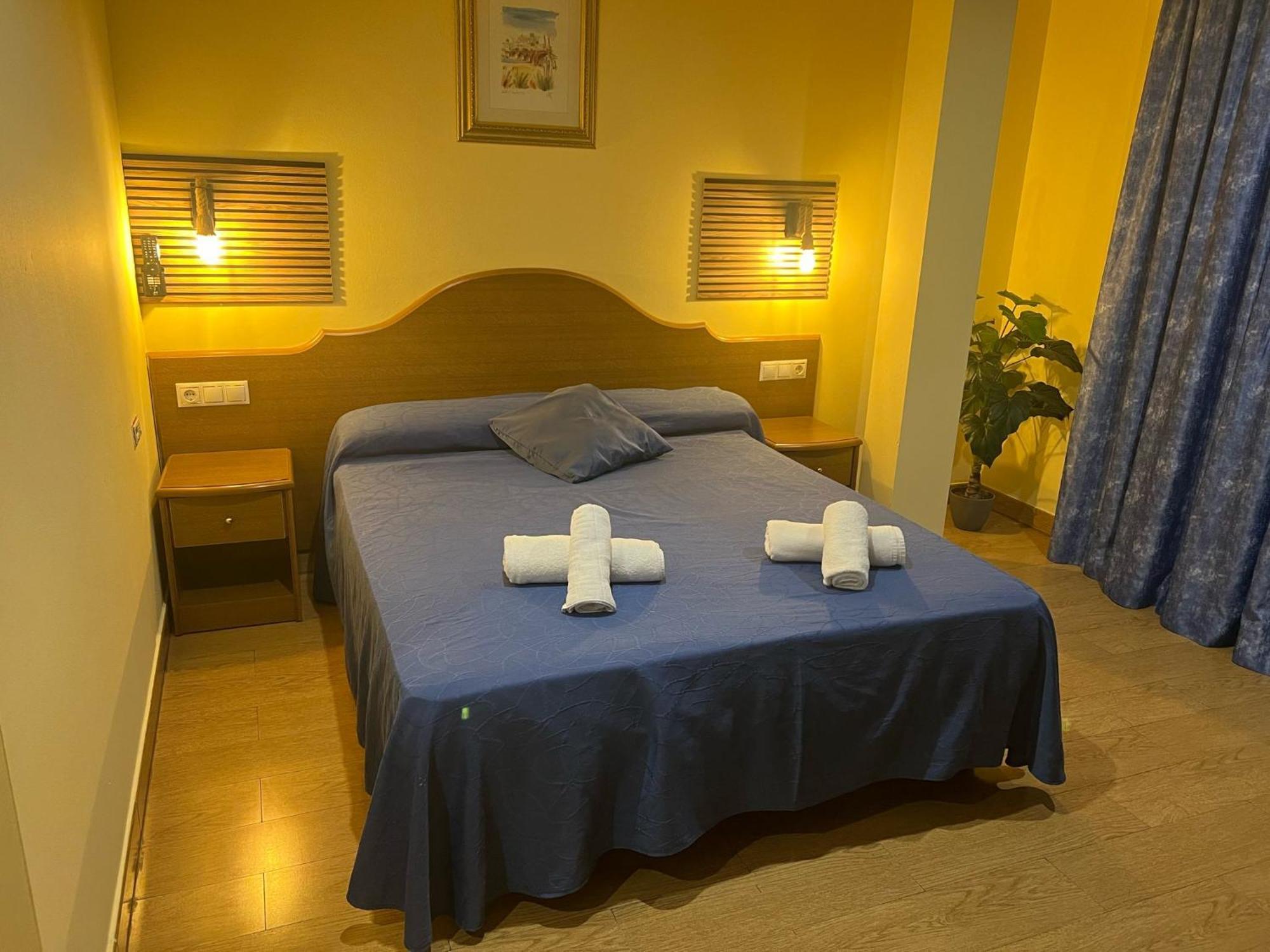 Hotel Portofino By Insidehome Empuriabrava Eksteriør billede