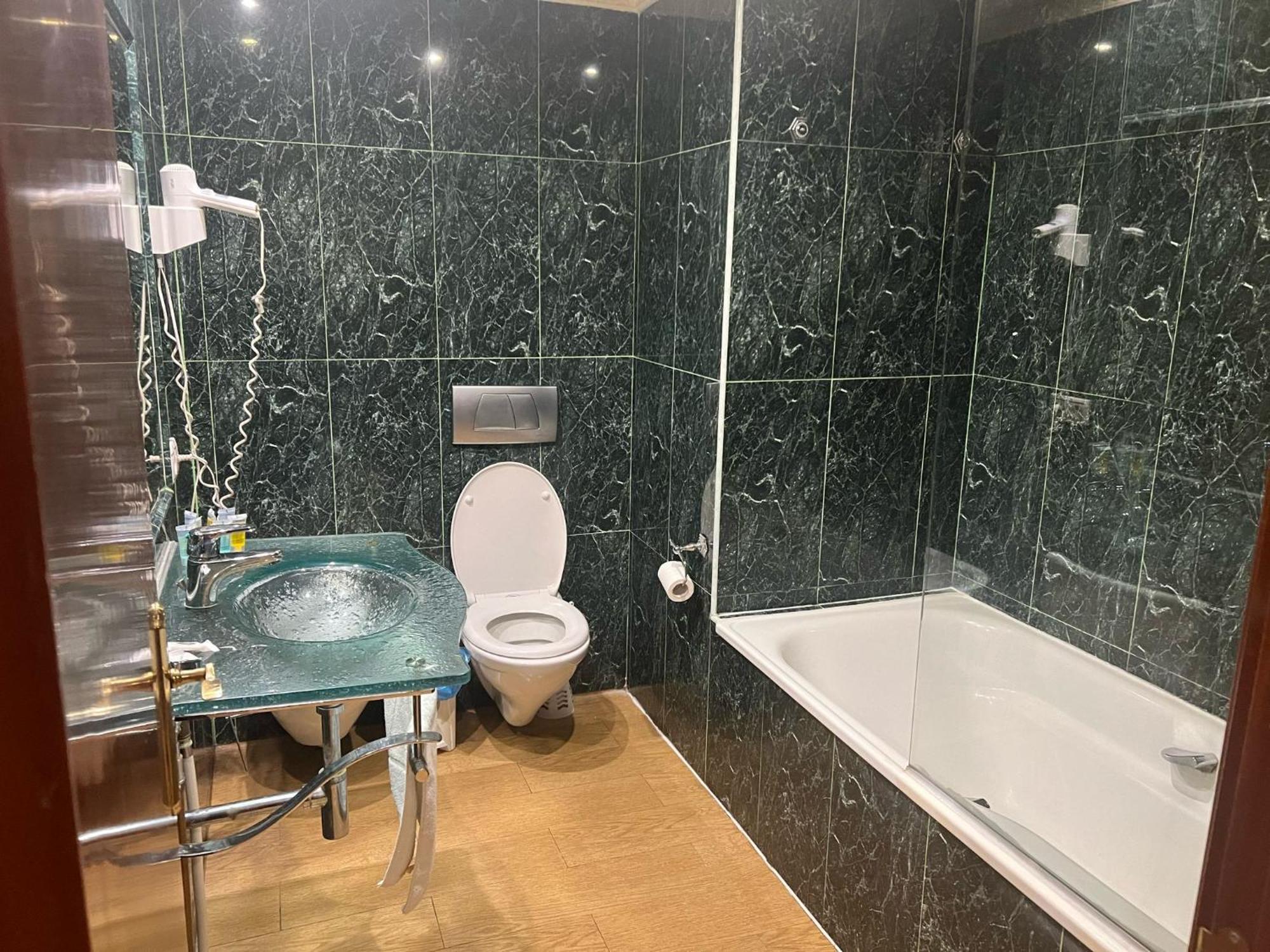 Hotel Portofino By Insidehome Empuriabrava Eksteriør billede